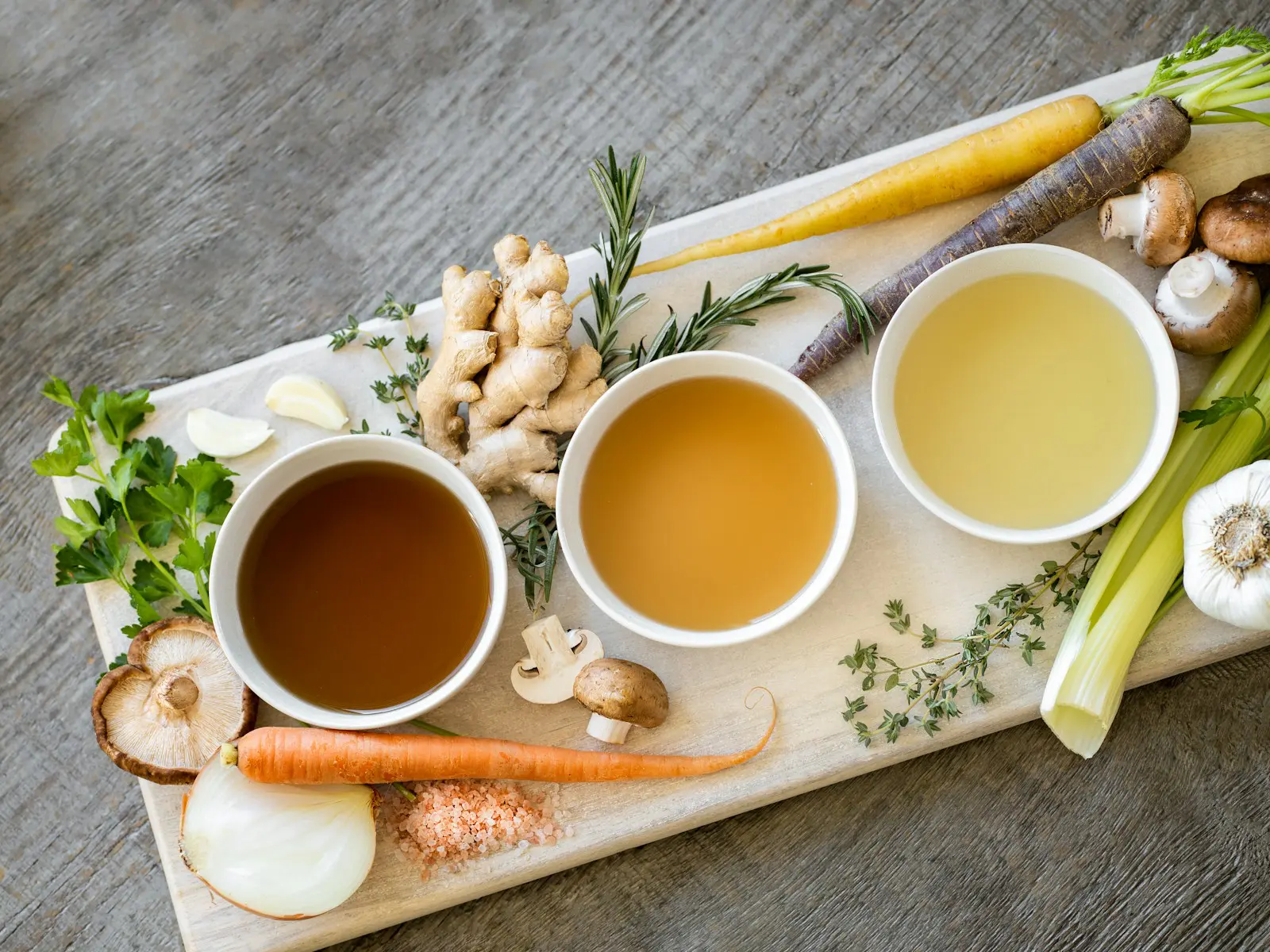 5 Mindful Eating Hacks to Overcome Emotional Eating Habits
