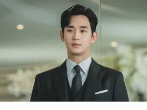 Feed Flow - https://read.feedflow.us/kdrama-queen-of-tears-korean-drama-review/