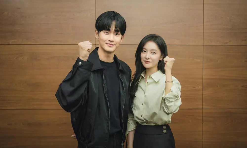 Queen of Tears Korean Drama Review: A Passionate, Informative, and Analytical Take - Feed Flow