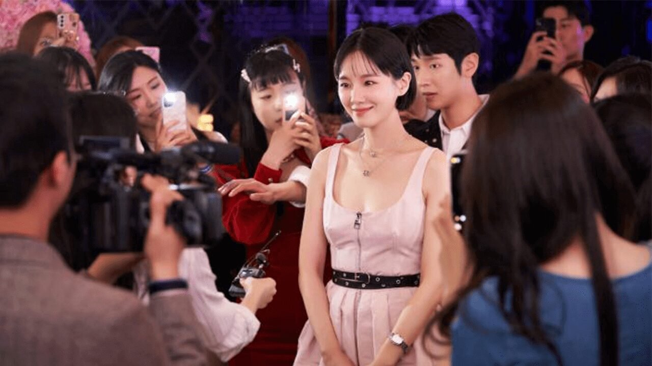 Korean Drama Celebrity: Dark Side of Fame & Desire Review 2024 36 Feed Flow - https://read.feedflow.us/review-korean-drama-celebrity/
