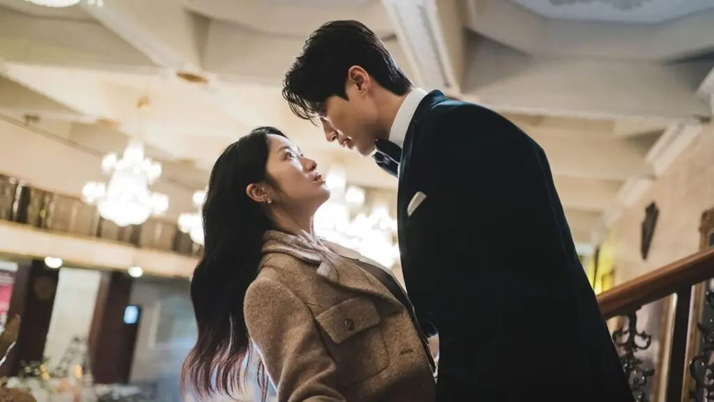 Korean Drama Lovely Runner: Best K-Drama Series Review 2025 6 Lovely Runner: One of the Best K-Drama Series Review 2024 05