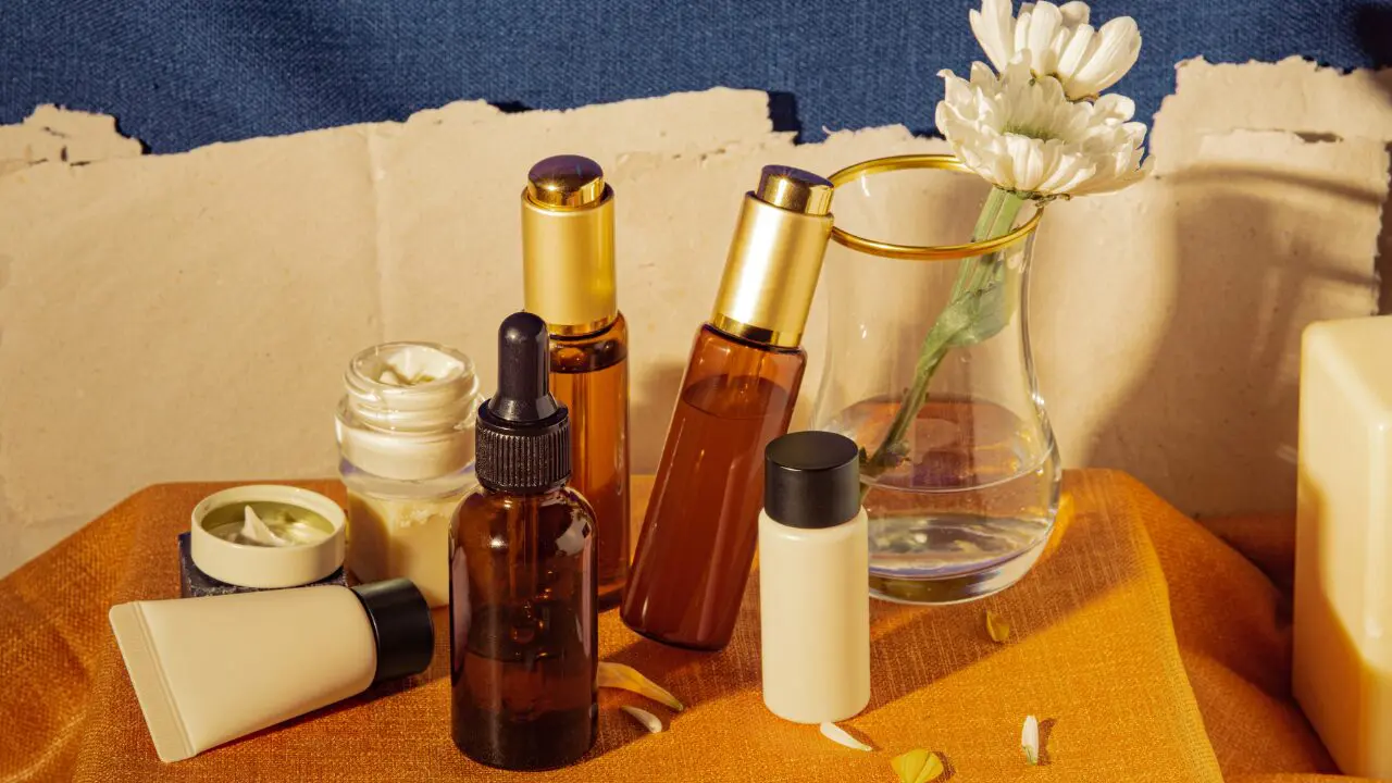 Amazing Guide to Brightening Skin Naturally and Permanently