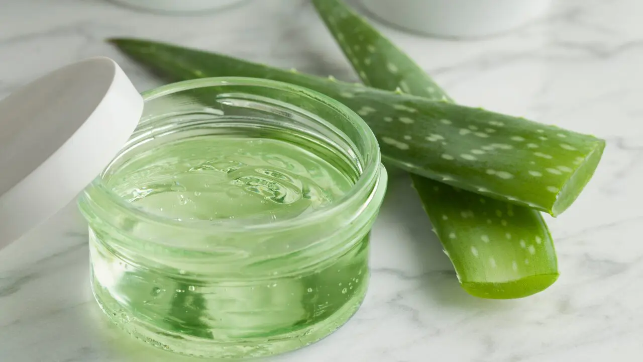 The Amazing Power of Aloe Vera in Removing Dark Spots 2 How to Use Aloe Vera for Dark Spots