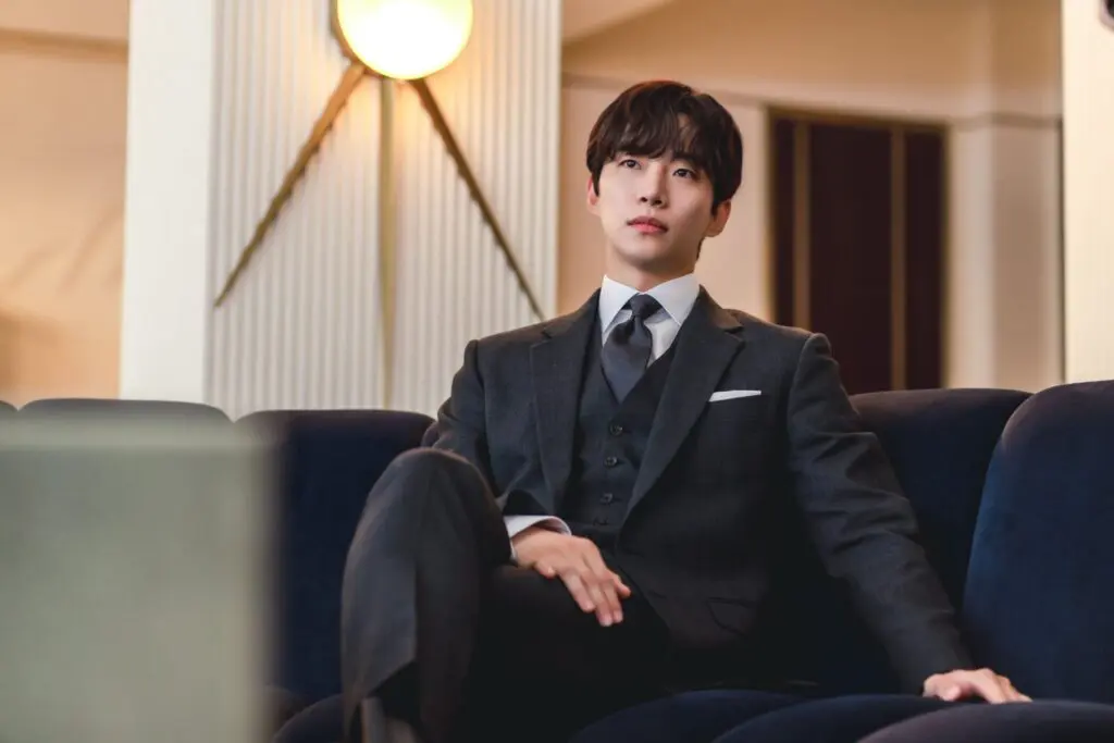Feed Flow - https://read.feedflow.us/king-the-lander-best-k-drama-series-review-2024/