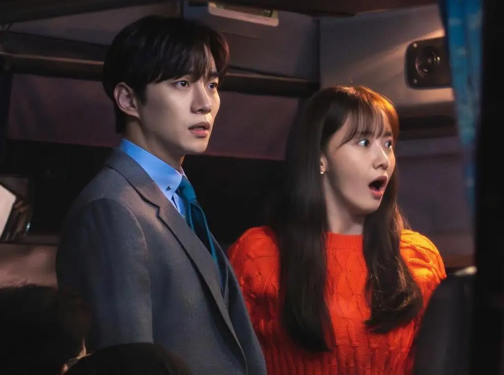 Feed Flow - https://read.feedflow.us/king-the-lander-best-k-drama-series-review-2024/