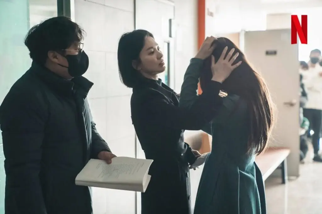 Feed Flow - https://read.feedflow.us/the-glory-best-k-drama-series-review-2024/