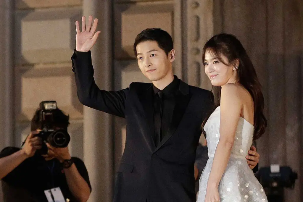 Descendants of the Sun: Best K-drama Series Review 2024 53 Feed Flow - https://read.feedflow.us/descendants-of-the-sun-best-k-drama-series-2024/