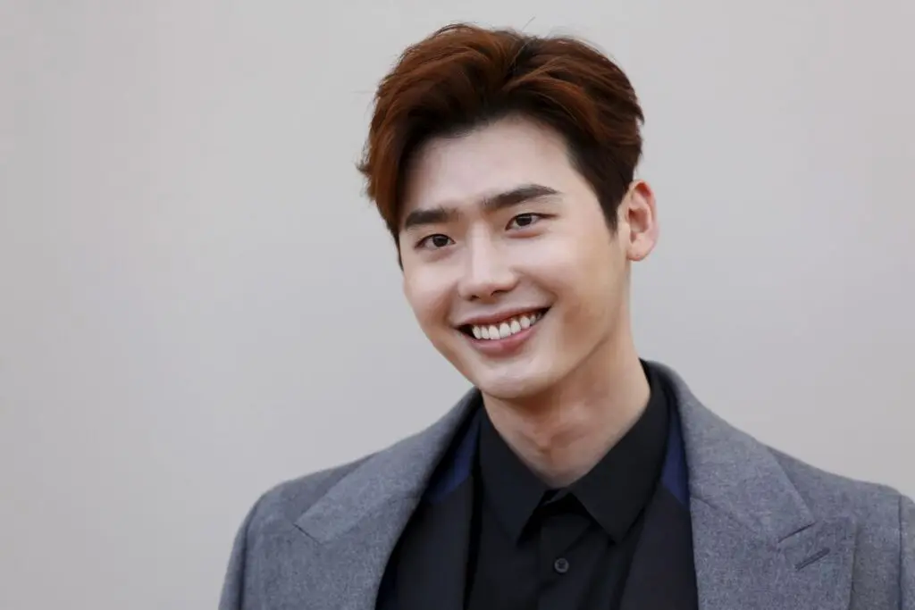 Feed Flow - https://read.feedflow.us/w-two-worlds-apart-best-k-drama-series-2024/