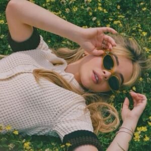 7 Habits of People Who Never Seem to Age