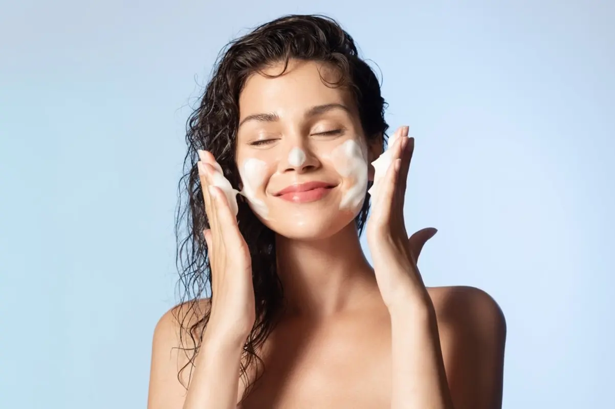 7 Foundation Mistakes That Ruin Your Glow (and How to Fix Them)