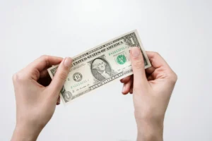 What Is Compound Interest and How It Builds Wealth?