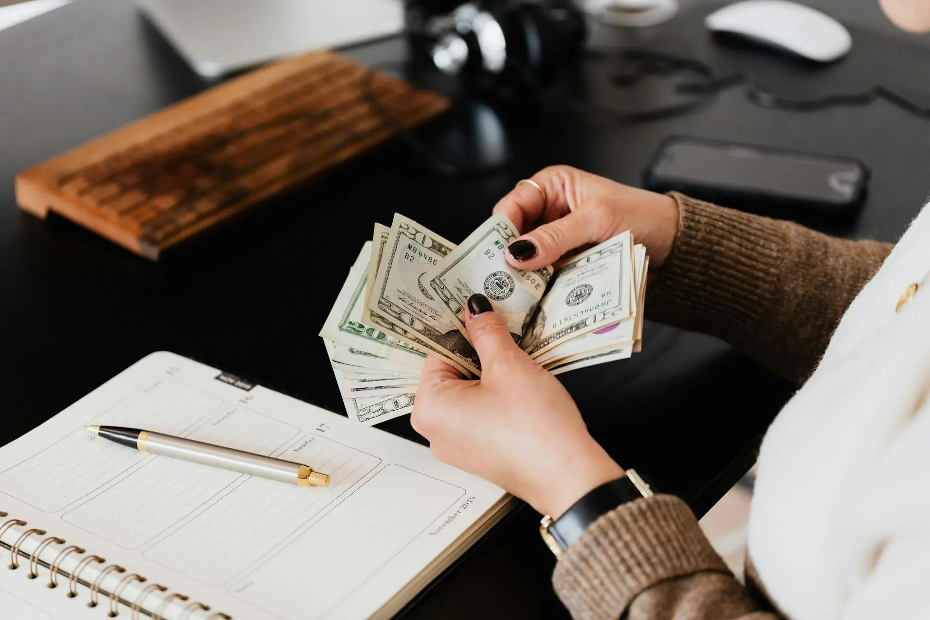 How to Handle Financial Emergencies Without Panic