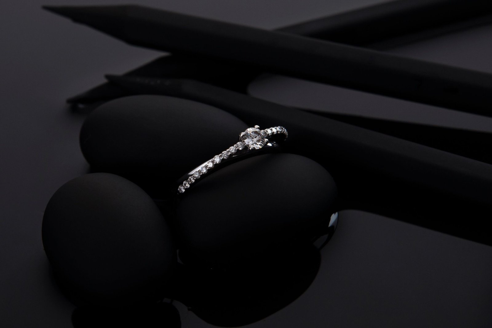 The Diamond Connection Review: Is It Worth the Price?