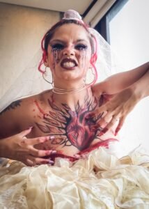 101 Cute Halloween Hairstyles for 2026: Bows, Buns, Braids & Fun Details