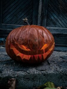101 Halloween Wallpaper Ideas for 2026: Cute Backgrounds for iPhone, Android & Desktop