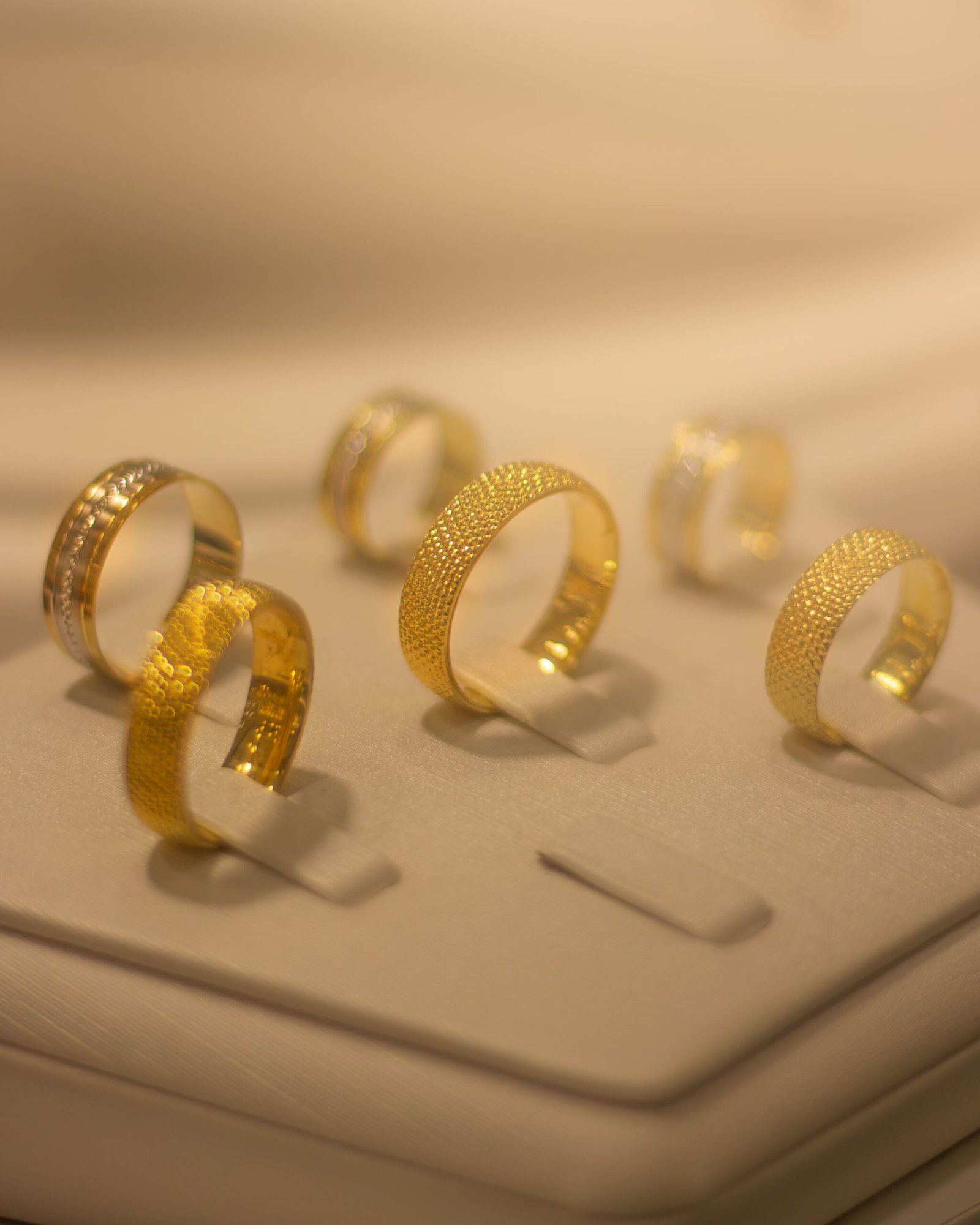 Rondel’s Jewelry Review: Is It Worth the Price? 1 Luxury gold rings displayed for jewelry inspiration